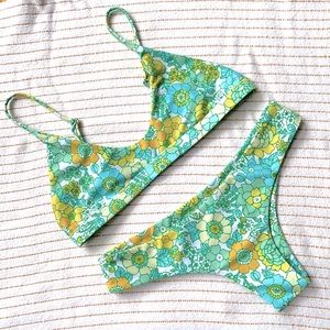 Kulani Kinis Ocean Child Small Top XS bottom NWOT